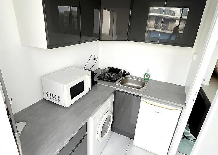 アパート 4 Couchages - A 12 Min De La A Pied - Wifi Inclus - Parking Et Linge En Option アンティーブ
